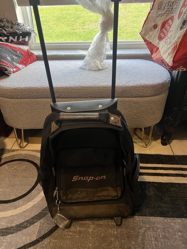 snap on Rolling backpack