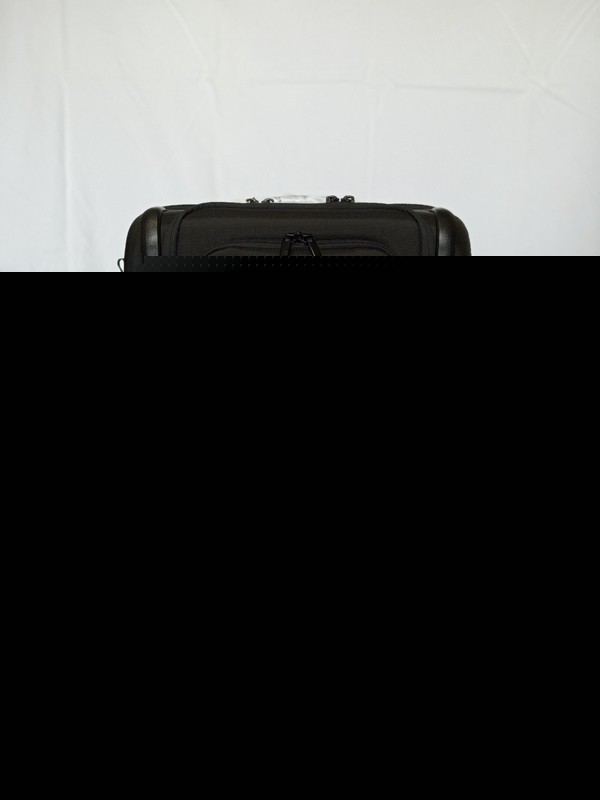 Tumi Alpha 4 Large Carry On. Unused, boxed and original packaging. geniune item.