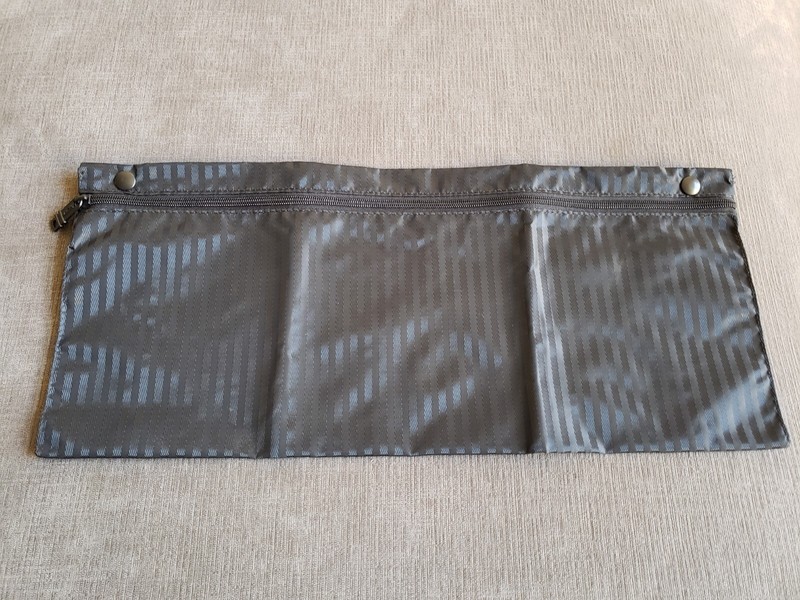 Tumi Alpha Suitcase Check Bag Button In Accessory Pouch 20" Wide - GREAT! gallery