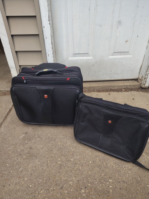 luggage Patriot II 15.6-Inch, Black