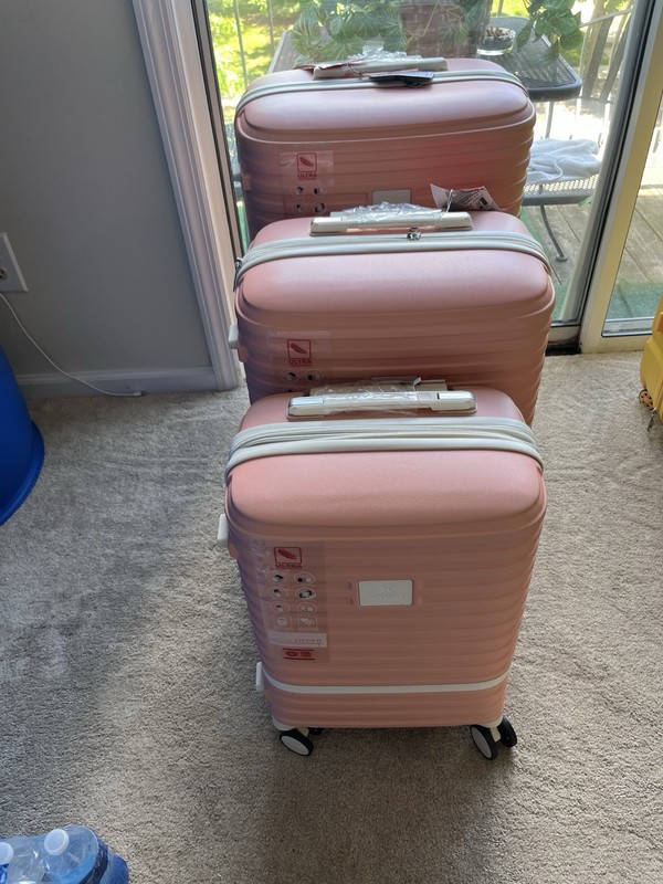 Hardcase Spinner 3-Piece Luggage Set, Pink ABS Plastic, 19"-22" gallery