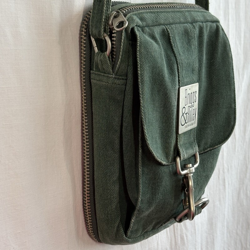 Vtg Briggs& Riley Half Moon Bay Green Unisex Canvas Crossbody Travel Utility Bag gallery