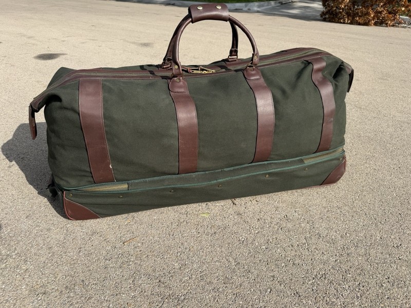 Orvis Battenkill Rolling Duffel 36” Suitcase Green Canvas Leather Trim 36x15x16 gallery
