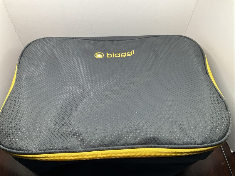 Biaggi Medium Expandable Luggage Packing Zip Cube Gray