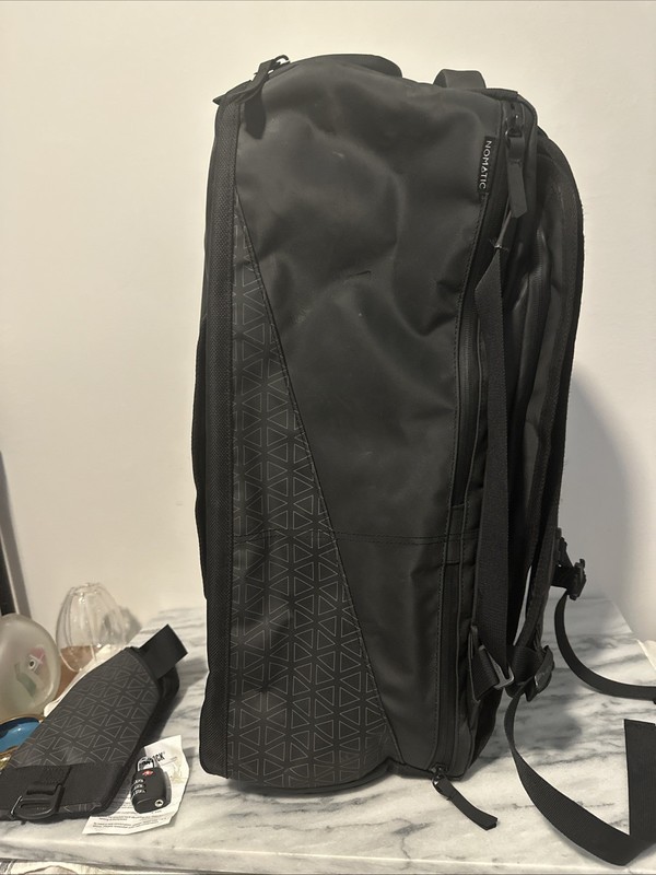 Nomatic Travel Pack Backpack 20L Water Resistant Laptop Sleeve Black Unisex Lock gallery