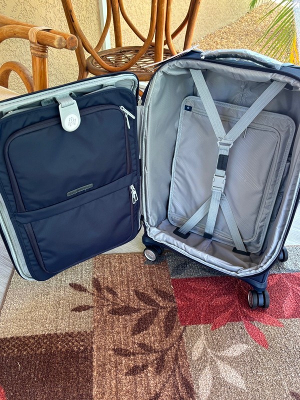 Samsonite Elevation Plus Softside Carry on Expandable Spinner - Blue gallery