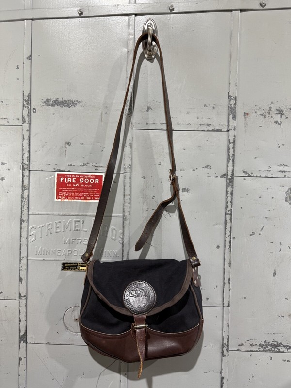 Used Duluth Pack Medium Deluxe Shell Purse – Black
