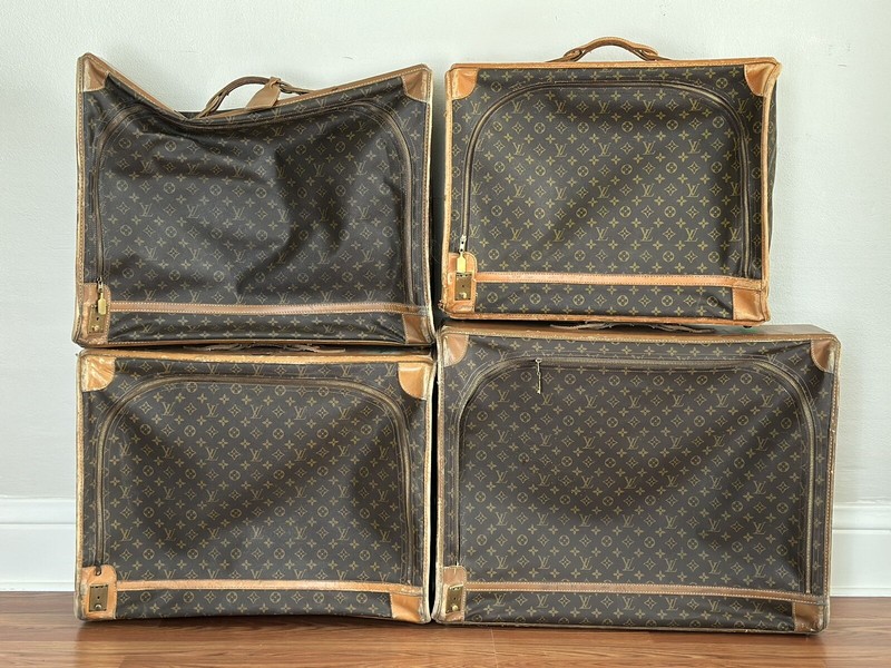 Louis Vuitton Group 4 Pullman Trunk Suitcases Monogram Canvas Luggage Garment