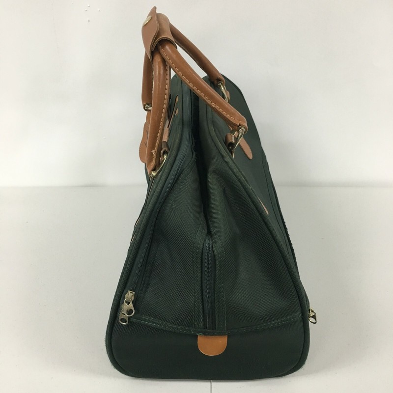 Vintage Lark Overnight Train Duffle Bag Green Carry On 17.5" x 9" x 12" 3a gallery