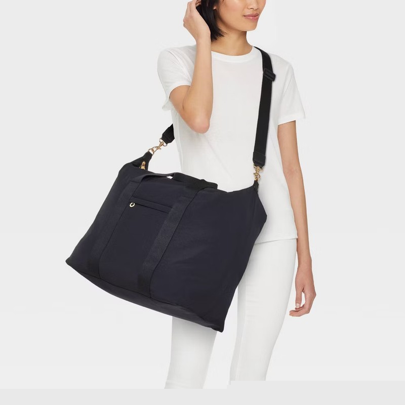 Foundational Weekender Bag - Universal Thread Black gallery