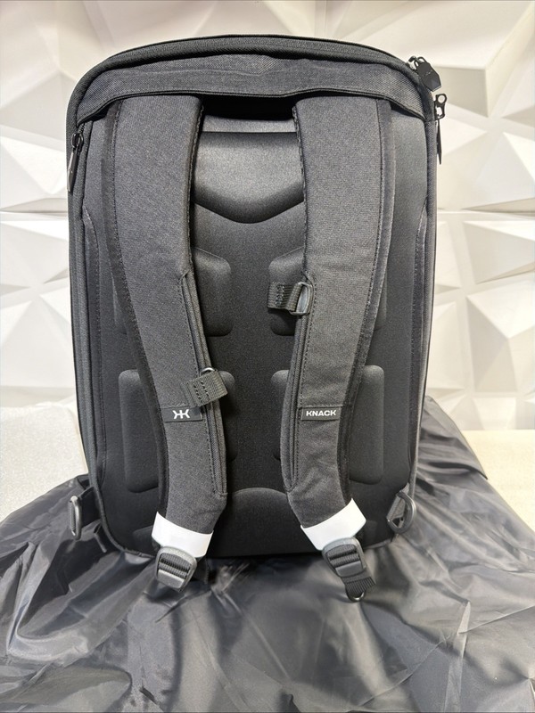 KNACK PACK SERIES 1 Medium Expandable - Stealth Black gallery