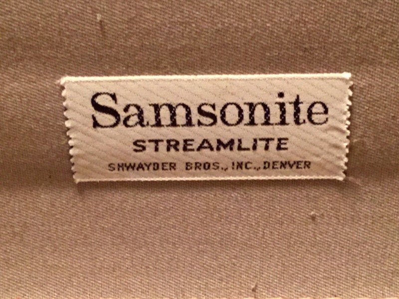 Impressive Functional Large Samsonite Suitcase 24" X 20”" X 7”l GREAT GIFT CURIO gallery