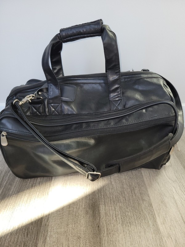 Black Leather (Synthetic) Roller Carry On Bag With Shoulder Strap gallery