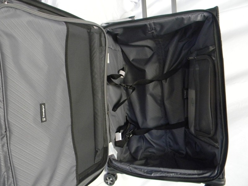 TravelPro Medium Luggage w/spinner wheels 25x18in gallery
