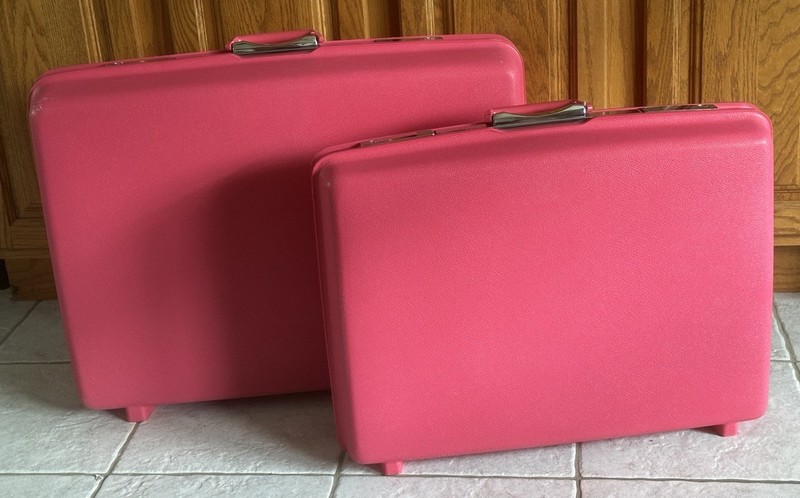 Vintage Samsonite Suitcase SATURN II Barbie Hot Pink Luggage Set with 2 Keys