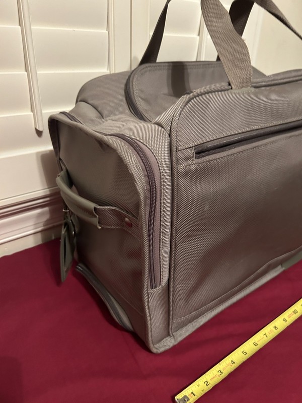 Tumi Alpha 4 Compact 2 Wheel Weekender Carry On Overnight Duffle 22040S4 Gray gallery