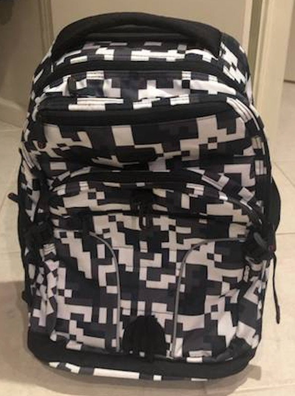J WORLD NEW YORK Rolly Bag / Backpack (MSRP: $125) NWOT