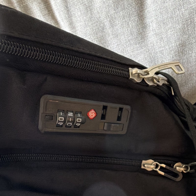 SHRRADOO Black Backpack with Combination Lock, USB Port, Backpack Straps gallery