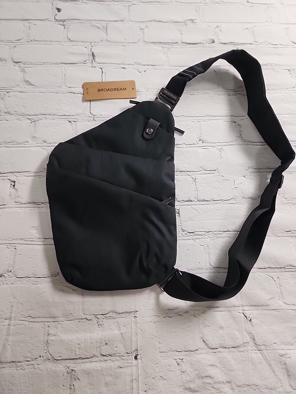 NEW - Unisex Broadream Canvas Personal Flex CrossBody Bag Travel Bag Black gallery