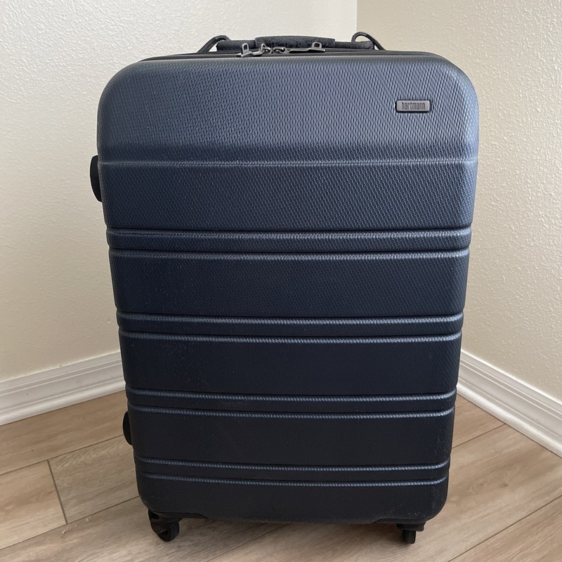 Hartmann Vigor 2 Hard shell 26″ Check-in Spinner Color: Midnight Navy Luggage
