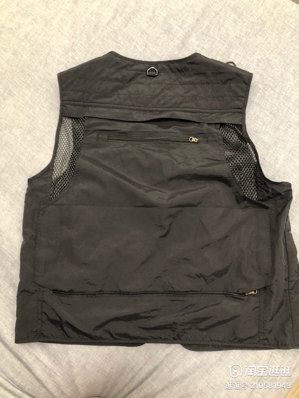 Budget Airline Essential - Multi-functional Carry-on Vest gallery