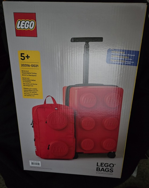 Lego Signature Brick 2×3 Trolley Expandable 21.5 inch carry-on luggage