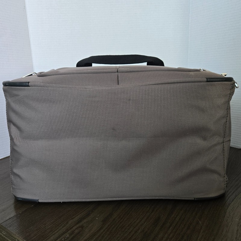 Travelpro Maxlite 5 Softside Weekender Bag Taupe Grey gallery