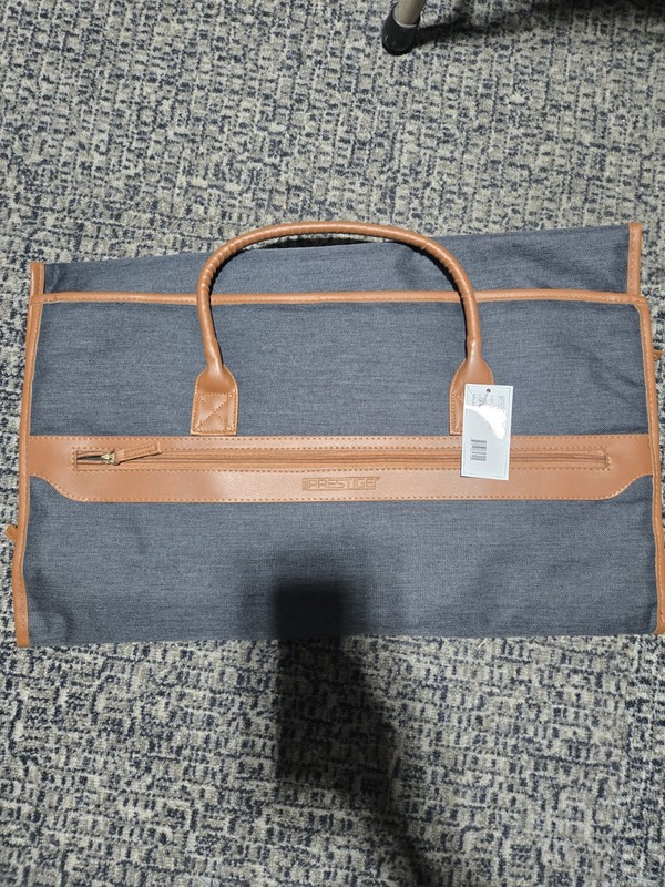 Prestige Zip-Around Garment Bag 23-25in Gray Polyester Brown Trim Handles