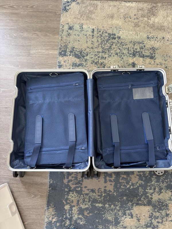 All Aluminium alloy 20in Hard Shell Carry-on, 360 Spinner, Silver, TSA Lock gallery