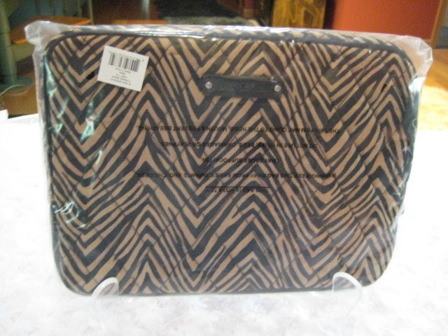 VERA BRADLEY "Zebra" Pattern E Reader Sleeve NWT (Orig.$28.00) gallery