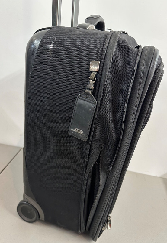 Zero Halliburton Soft Shell Nylon Rolling Luggage Suitcase Bag Black 21"x17" gallery