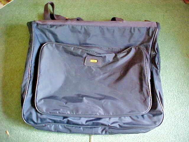 Airway Hanging Garment Bag Navy Shoulder Strap Carry Handle 2 Outer Compartments
