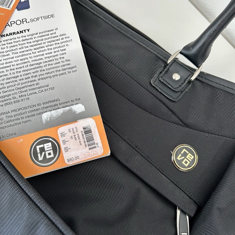 NWT - Revo Vapor Softside Black Nylon Luggage Zippered Main Compartment. Travel gallery