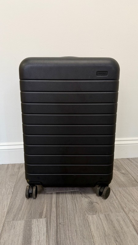 Away Bigger Carry-On Coast TSA Combo Lock 360 Wheel Luggage – BLACK