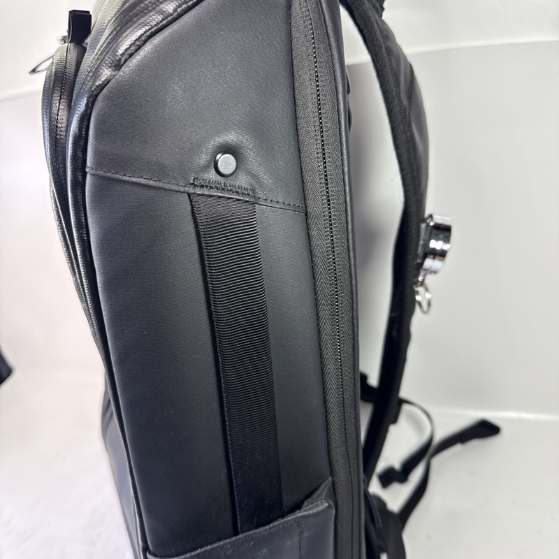 Nomatic Travel Backpack 20L Expands to 24L Laptop Sleeve RFID Safe Commuter Bag gallery