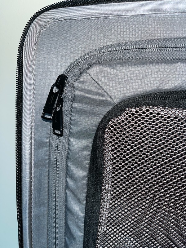 Tumi - Alpha 3 - Extended Trip Expandable 4 Wheeled Packing Case - 1171671041 gallery