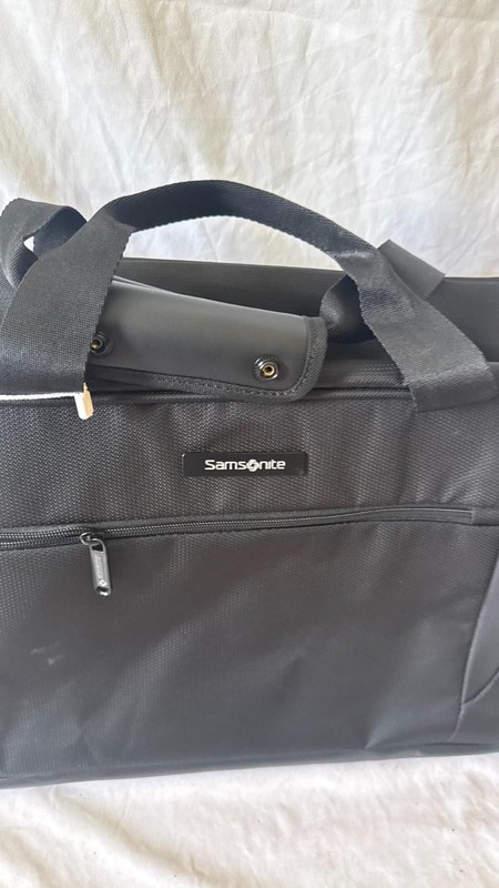 New Samsonite X-Tralight 4 Travel Duffel Bag Carry On Black 19" gallery