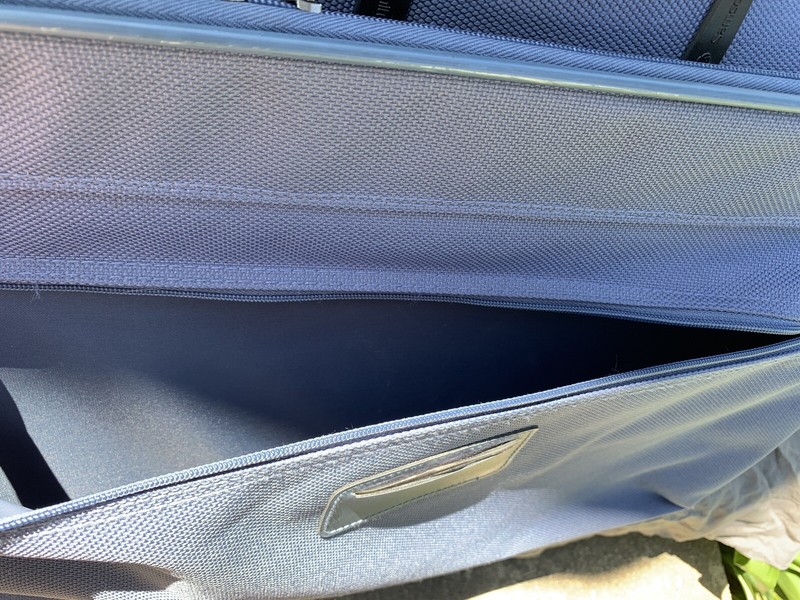 Samsonite Excel Shoulder Weekend Bag Carry On Blue 22x14x7 Handle Shoulder Strap gallery
