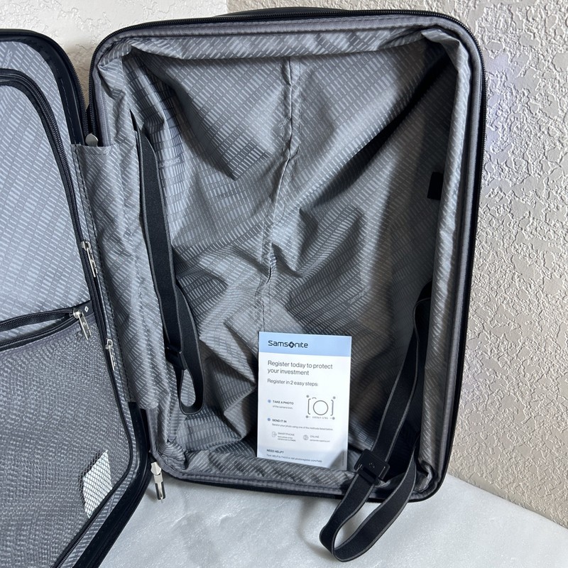 Samsonite Spin Tech 6 Small 20" Expandable Carry-On Spinner Luggage Sapphire Blu gallery