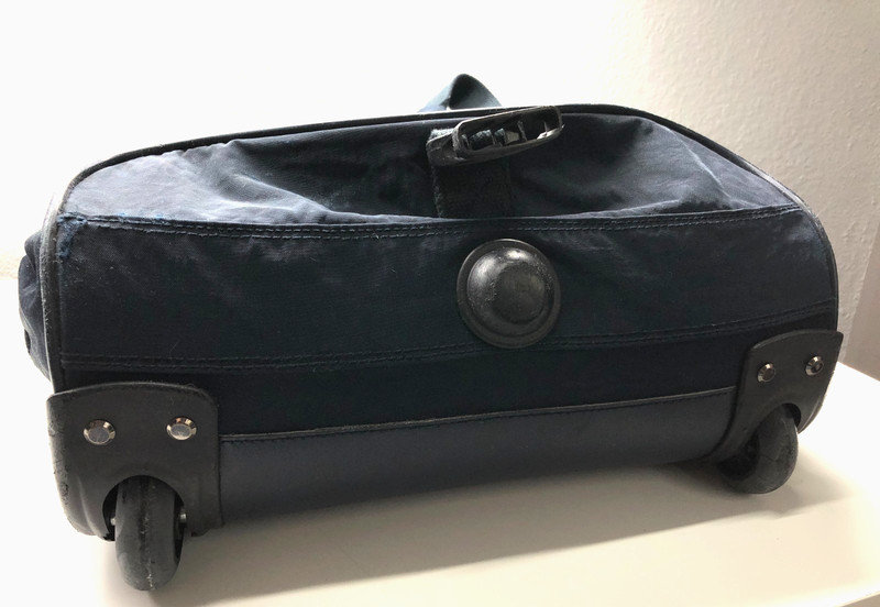 Kipling Rolling Duffel Bag With Wheels Retractable Handle Luggage Carry On 20x14 gallery