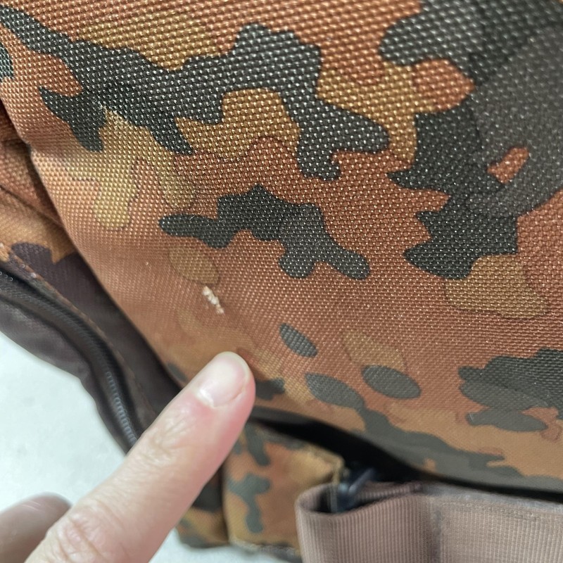 Burton Backpack Brown Adult Carryall Camouflage Soft Case Adjustable Straps Bag gallery