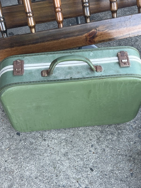Samsonite Green Leather Hardcase Suitcase w/ Handle & Metal Latches