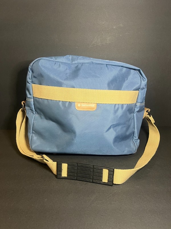 Vintage Samsonite Caribbean Soul Blue & Tan Nylon Travel Shoulder Bag 13 x 15″