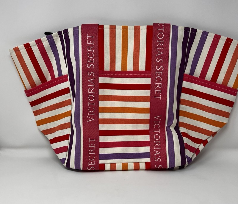 NWT Victoria’s Secret Pink Stripe Weekender Tote Gym Travel Loge Zip Large Bag
