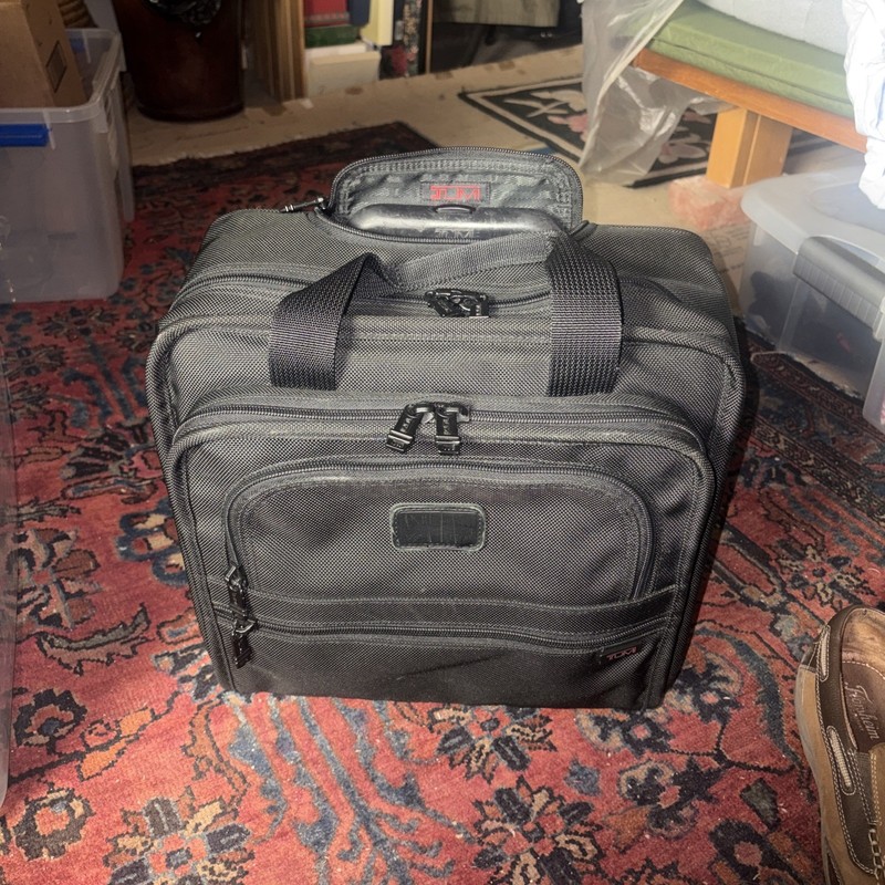 TUMI Alpha 2-Wheel Ballistic Nylon Rolling Laptop Briefcase 2214D3 HAS WEAR R2