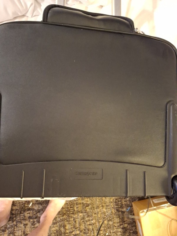Samsonite 1910 Series Wheeled Mobile Office – Rolling Laptop Briefcase Bag 9/10 gallery