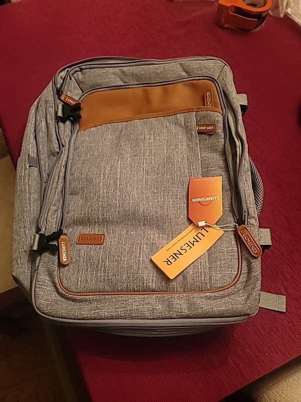 Lumesner NWT Travel Computer Backpack Bag Luggage Gray USB Hub