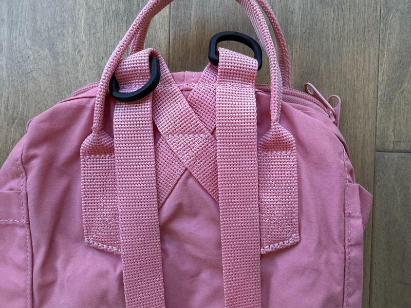 Fjallraven Kanken Mini Backpack 7L Pink 23561 Straps Travel School Pre-Owned gallery