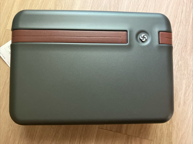 NEW Samsonite Virtuosa Hard Train Case Crossbody Travel Makeup Case Pine Green gallery
