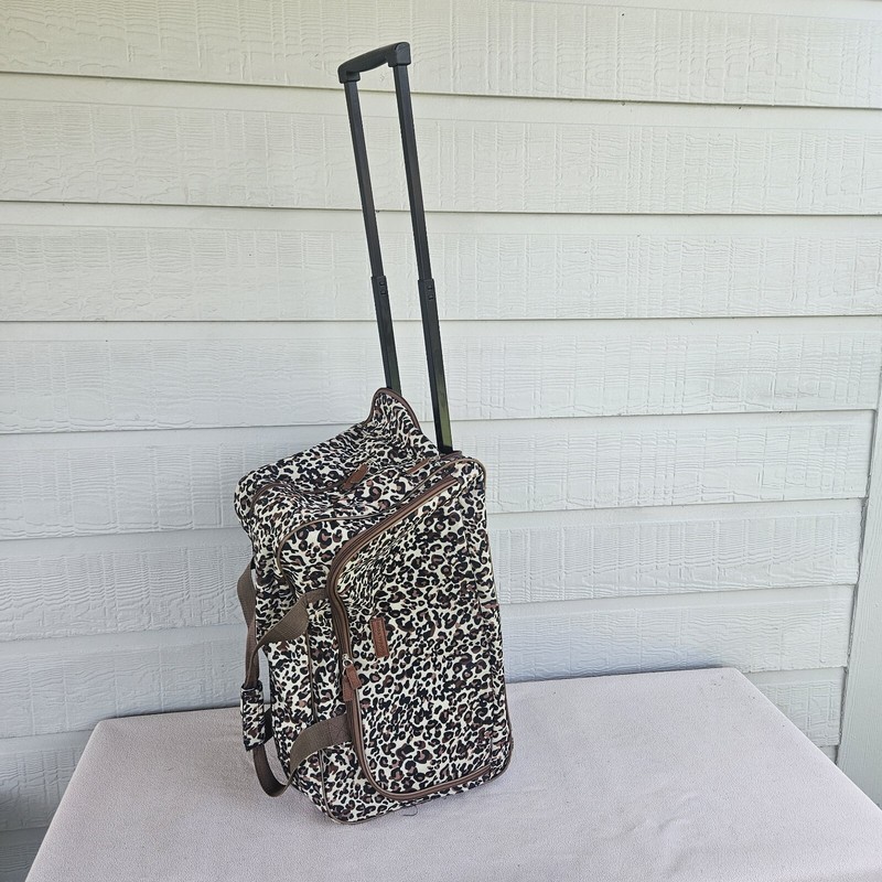 Global Tour Rolling Weekend Duffle Travel Bag Luggage Animal Print Leopard Brown